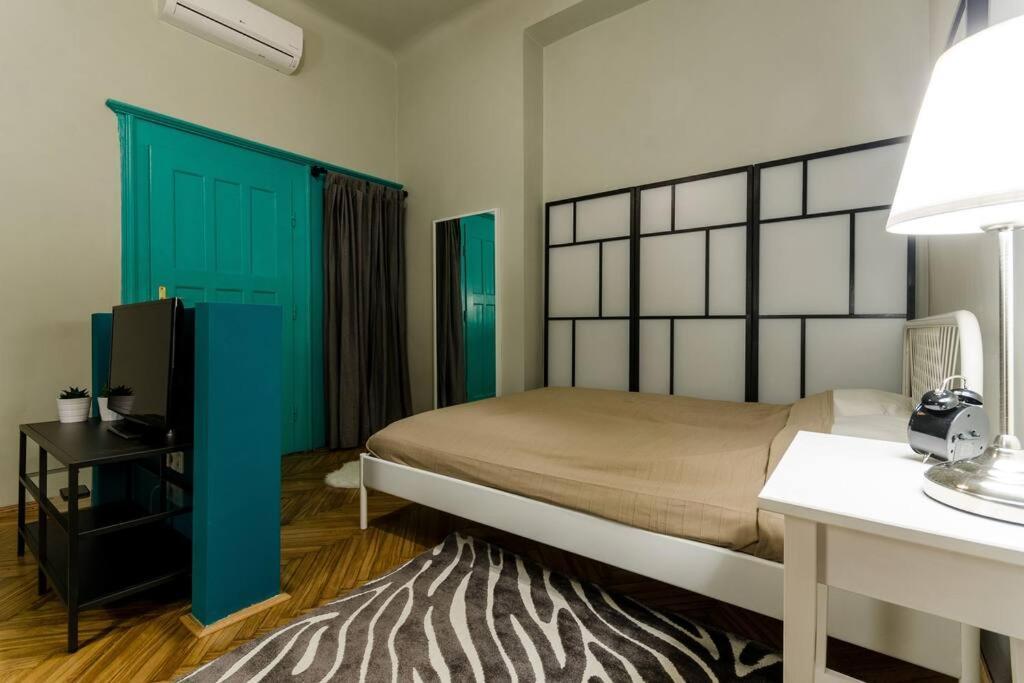 Cosy Apartment In Party District K30 ブダペスト エクステリア 写真